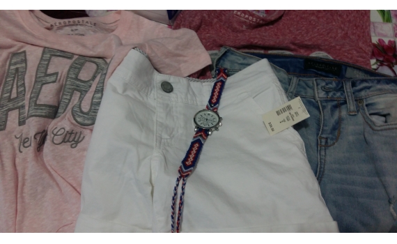 又買aeropostale