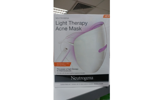 Neutrogena Light Therapy Acne Mask